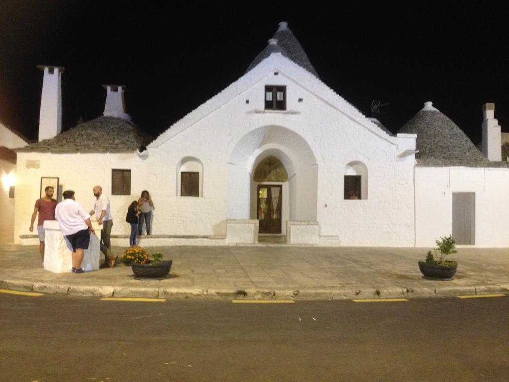 Casa Delle Rondini Bed & Breakfast Alberobello Ngoại thất bức ảnh